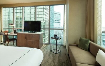 The Porter Portland, Curio Collection by Hilton