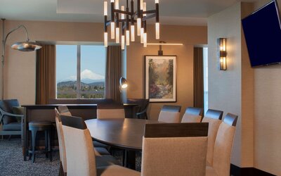 The Porter Portland, Curio Collection by Hilton