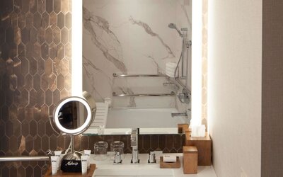 The Porter Portland, Curio Collection by Hilton