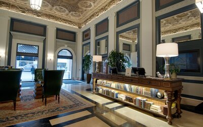 Sentinel Hotel
