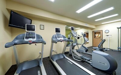 Country Inn & Suites by Radisson, Portland International Airport, OR