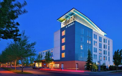 Aloft by Marriott Portland Airport at Cascade Station