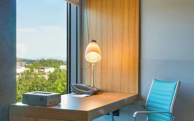 Aloft by Marriott Portland Airport at Cascade Station
