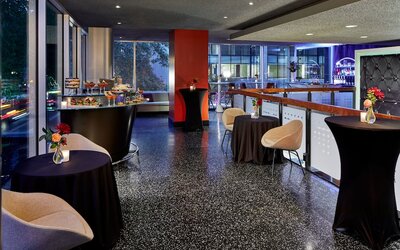 Courtyard by Marriott Portland City Center