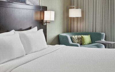 Courtyard by Marriott Portland City Center