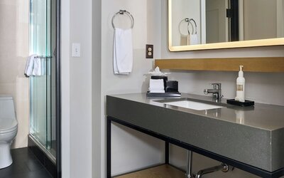 Heathman Hotel