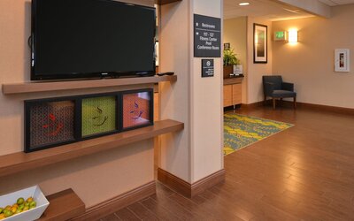 Hampton Inn Portland East