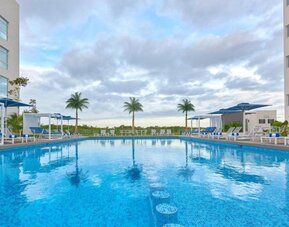 City Express Plus By Marriott Cancún Aeropuerto Riviera