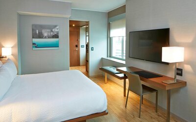 AC Hotel by Marriott Portland Downtown, OR