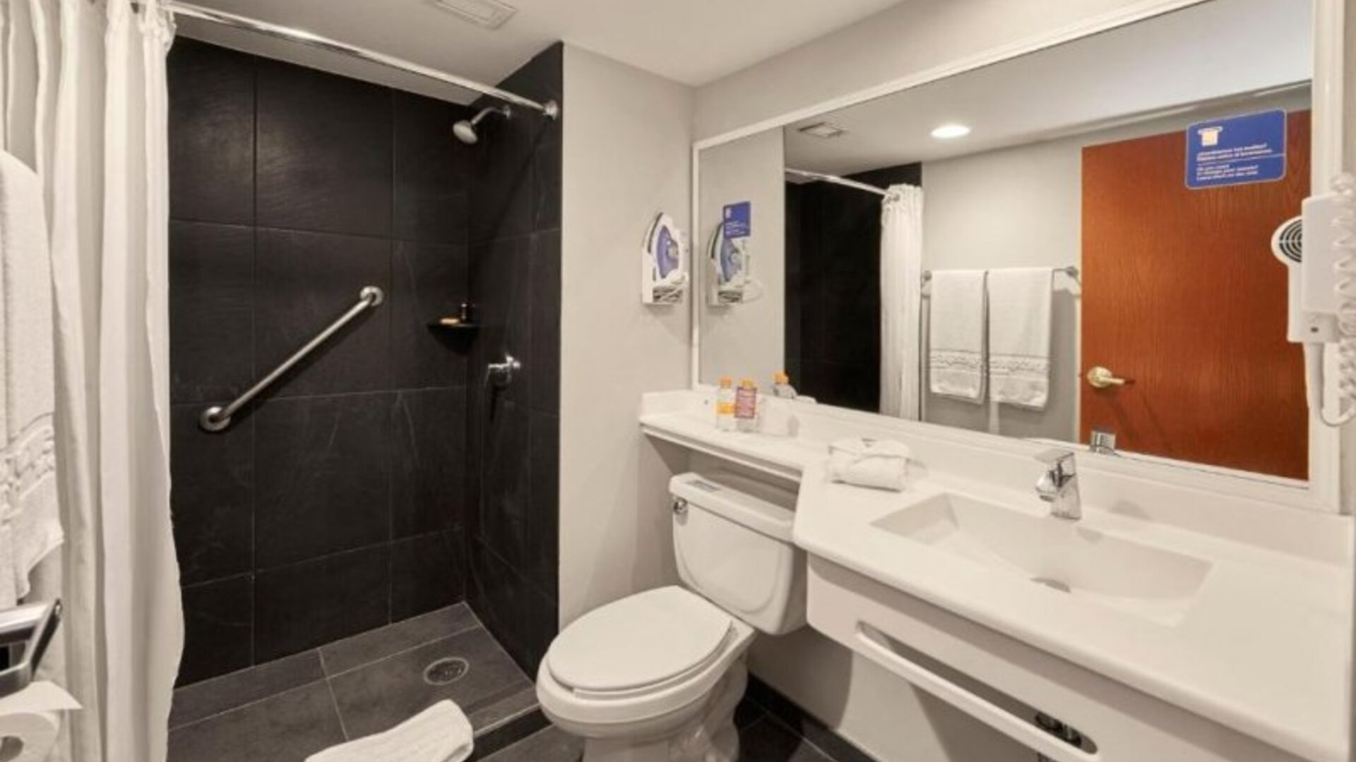 City Express Plus By Marriott Cancún Aeropuerto Riviera