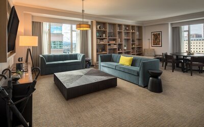 The Duniway Portland A Hilton Hotel
