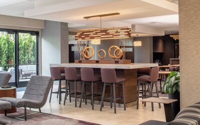 Courtyard by Marriott Portland Airport