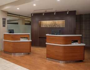 Courtyard by Marriott Portland Airport