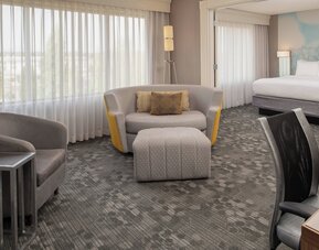 Courtyard by Marriott Portland Airport
