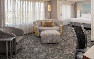 Courtyard by Marriott Portland Airport