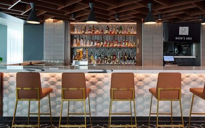 River's Edge Hotel Portland, Tapestry Collection by Hilton
