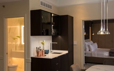 The Benson Portland, Curio Collection by Hilton