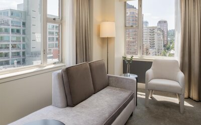 The Benson Portland, Curio Collection by Hilton
