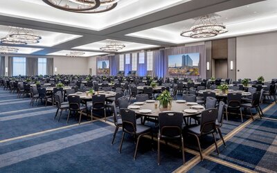 Hyatt Regency Portland at the Oregon Convention Center