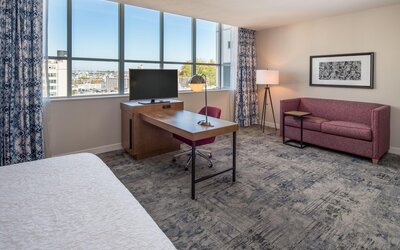 Hampton Inn & Suites Portland-Pearl District