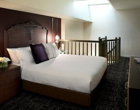 Kimpton Hotel Vintage Portland by IHG
