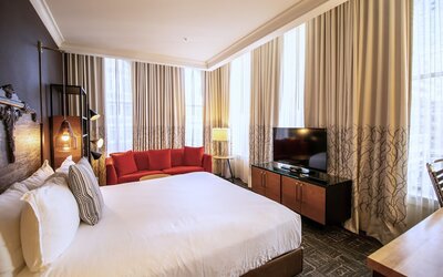 Kimpton Hotel Vintage Portland by IHG