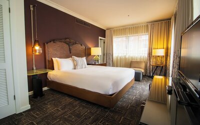 Kimpton Hotel Vintage Portland by IHG