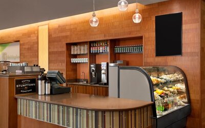 Holiday Inn Airport - Portland by IHG