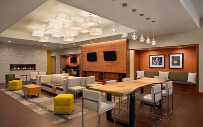 Holiday Inn Airport - Portland by IHG
