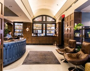 Dossier Hotel