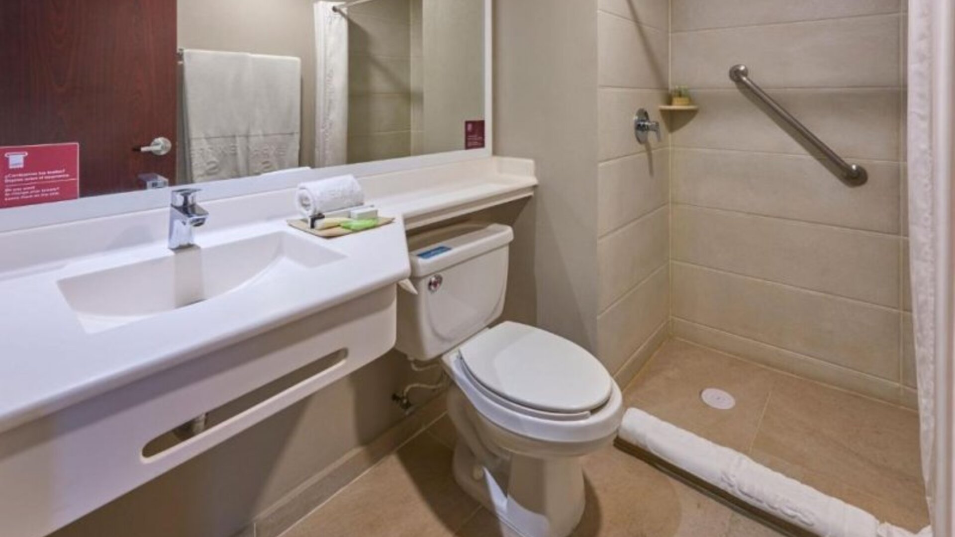 City Express Suites by Marriott Silao Aeropuerto