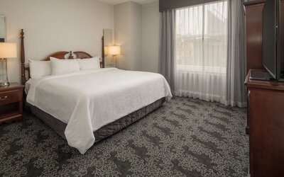 Embassy Suites by Hilton Portland Downtown