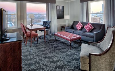King Corner Suite