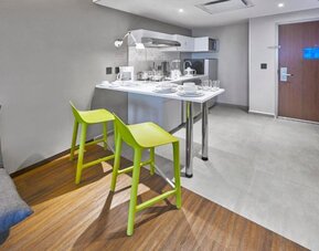 City Express Suites by Marriott Silao Aeropuerto