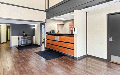 Red Lion Hotel Portland Airport