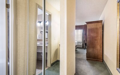 Red Lion Hotel Portland Airport