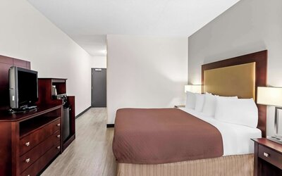 Red Lion Hotel Portland Airport