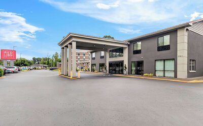 Red Lion Hotel Portland Airport