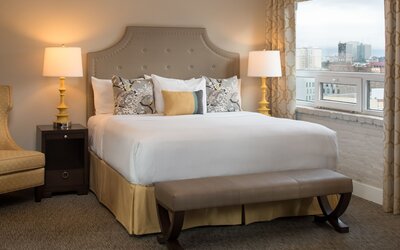 Mark Spencer Hotel