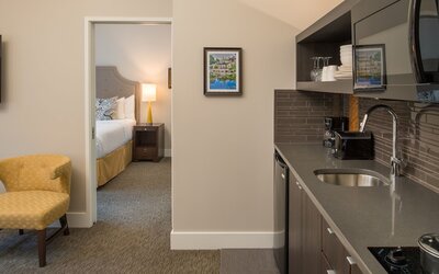 Mark Spencer Hotel