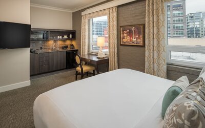 Mark Spencer Hotel