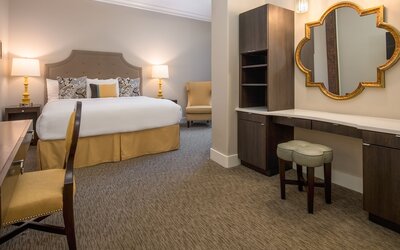 Mark Spencer Hotel
