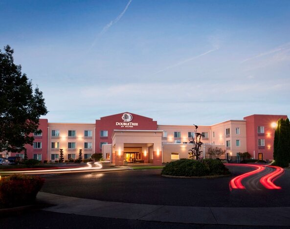 DoubleTree by Hilton Hotel Vancouver