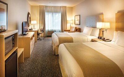 DoubleTree by Hilton Hotel Vancouver