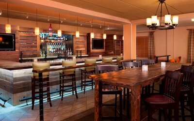 DoubleTree by Hilton Hotel Vancouver