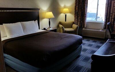 Days Inn & Suites by Wyndham Vancouver