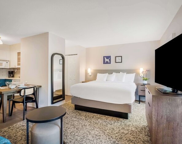 Sonesta ES Suites Portland Vancouver 41st Street