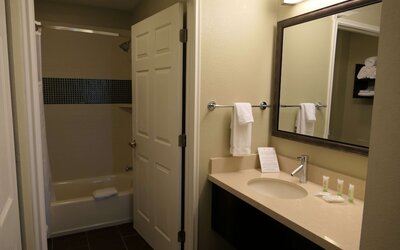 Sonesta ES Suites Portland Vancouver 41st Street