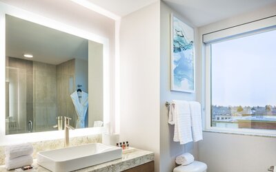 Best Western Premier Hotel at Fisher's Landing