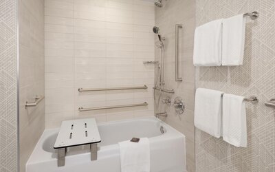 Embassy Suites by Hilton Portland Airport